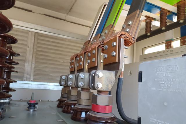 Trafo AG bara bağlantılarının bakım kontrolü